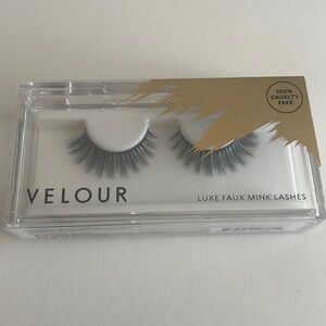 Velour lashes